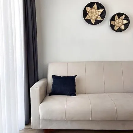 Aden Apartament *